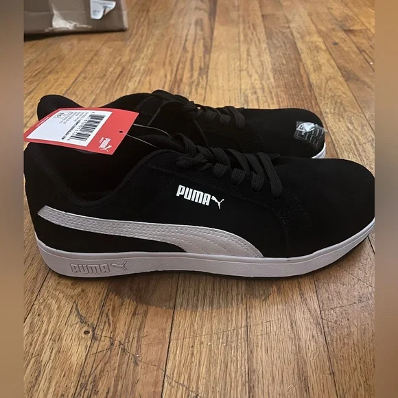 PUMA Black and White Athletic Shoes - Picture 5 of 7
